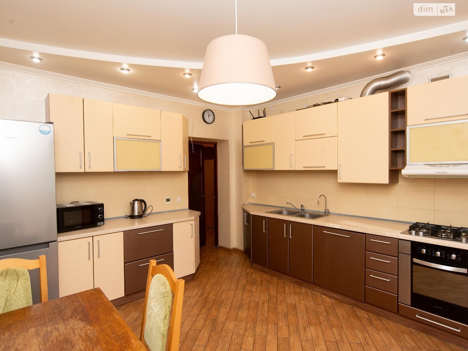 Продаж чотирикімнатної квартири в Рівному, на вул. Коновальця Євгена 44, район Північний фото 1 Продаж чотирикімнатної квартири в Рівному, на вул. Коновальця Євгена 44, район Північний фото 1