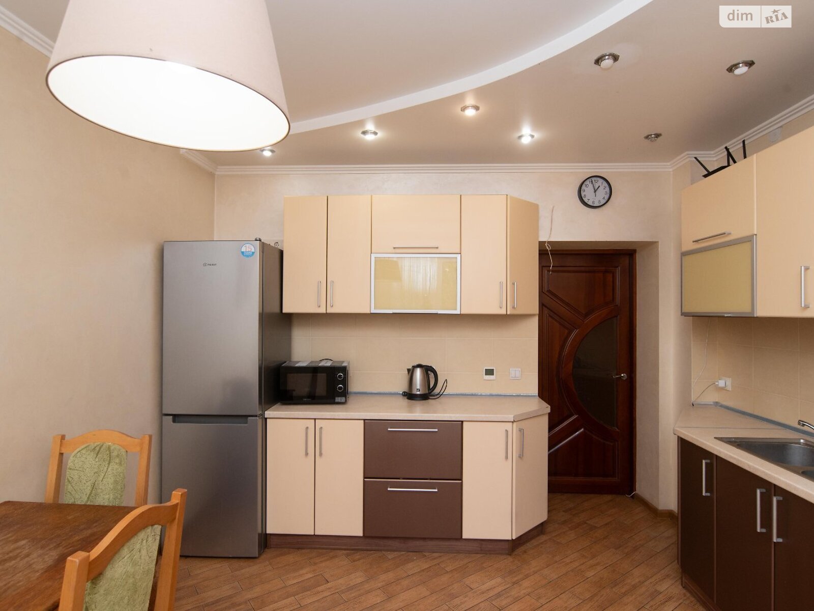 Продаж чотирикімнатної квартири в Рівному, на вул. Коновальця Євгена, район Північний фото 1 Продаж чотирикімнатної квартири в Рівному, на вул. Коновальця Євгена, район Північний фото 1