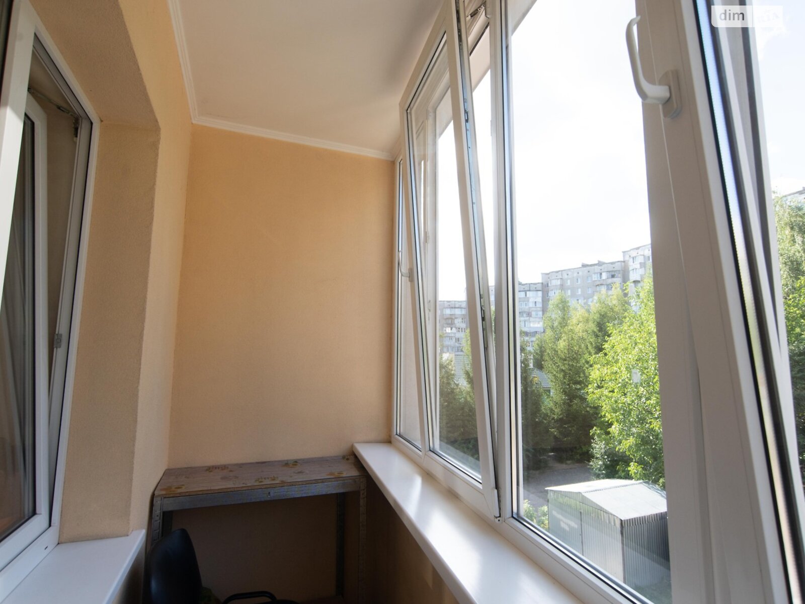 Продаж чотирикімнатної квартири в Рівному, на вул. Коновальця Євгена, район Північний фото 1 Продаж чотирикімнатної квартири в Рівному, на вул. Коновальця Євгена, район Північний фото 1