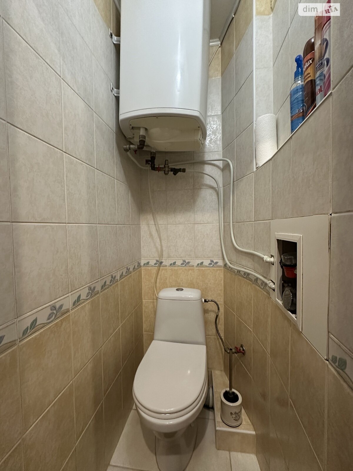 Продаж трикімнатної квартири в Рівному, на вул. Коновальця Євгена 6, район Північний фото 1