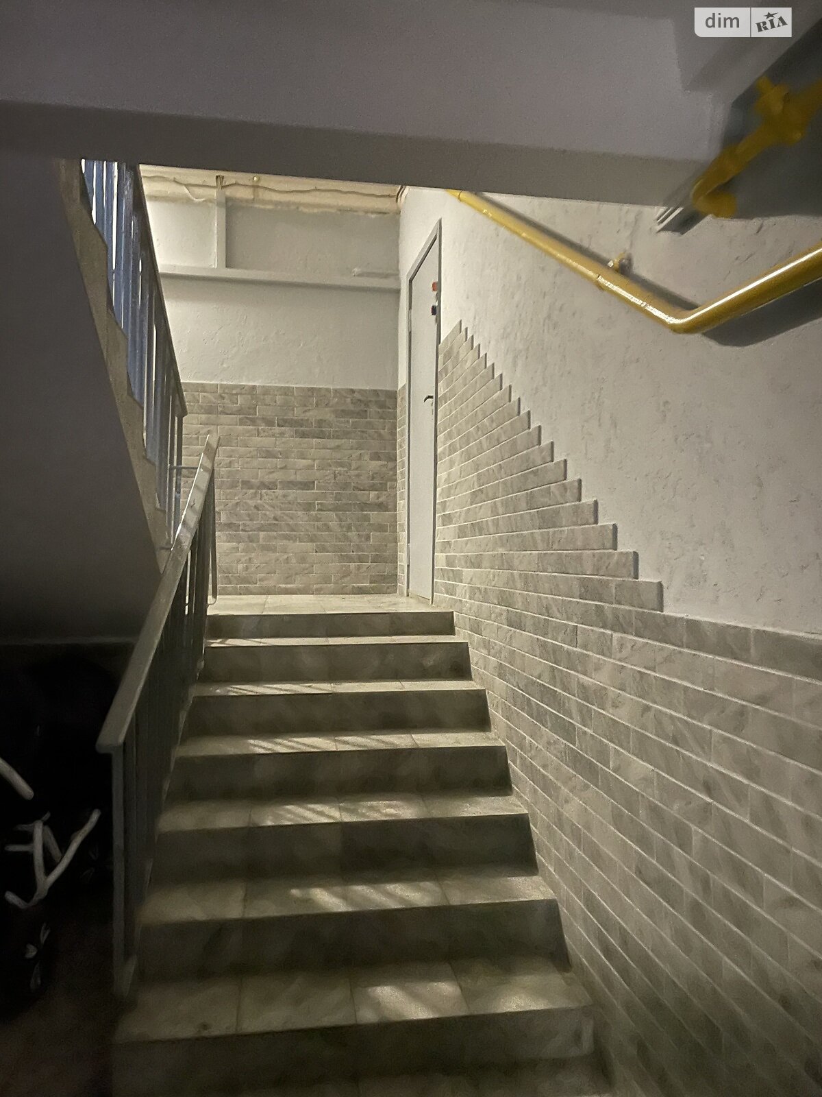 Продаж трикімнатної квартири в Рівному, на вул. Коновальця Євгена 10, район Північний фото 1 Продаж трикімнатної квартири в Рівному, на вул. Коновальця Євгена 10, район Північний фото 1