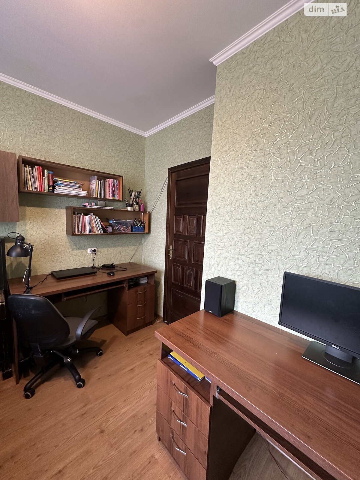 Продаж трикімнатної квартири в Рівному, на вул. Мельника Андрія, район Північний фото 1
