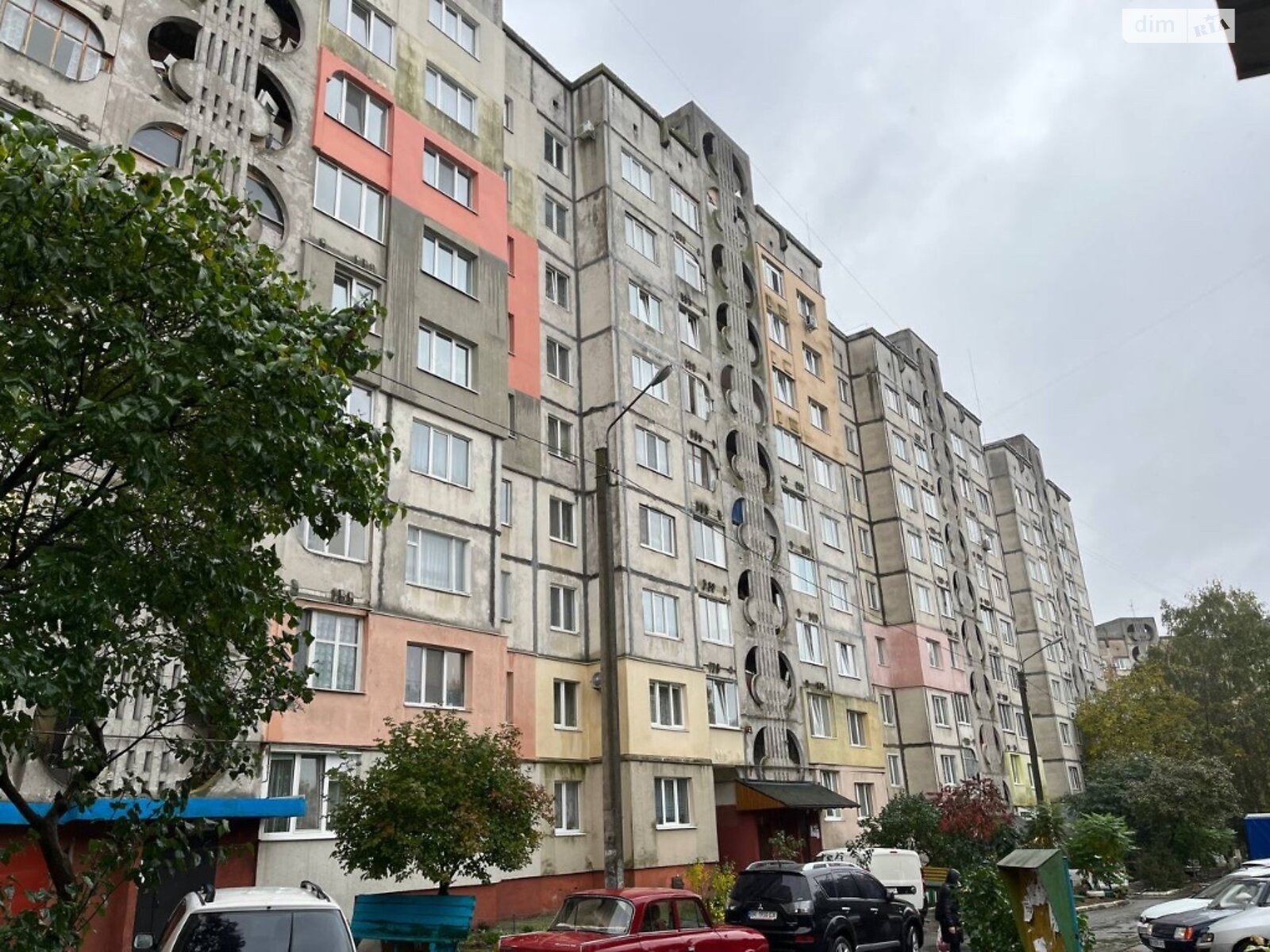 Продаж трикімнатної квартири в Рівному, на вул. Шухевича Романа 6, район Північний фото 1