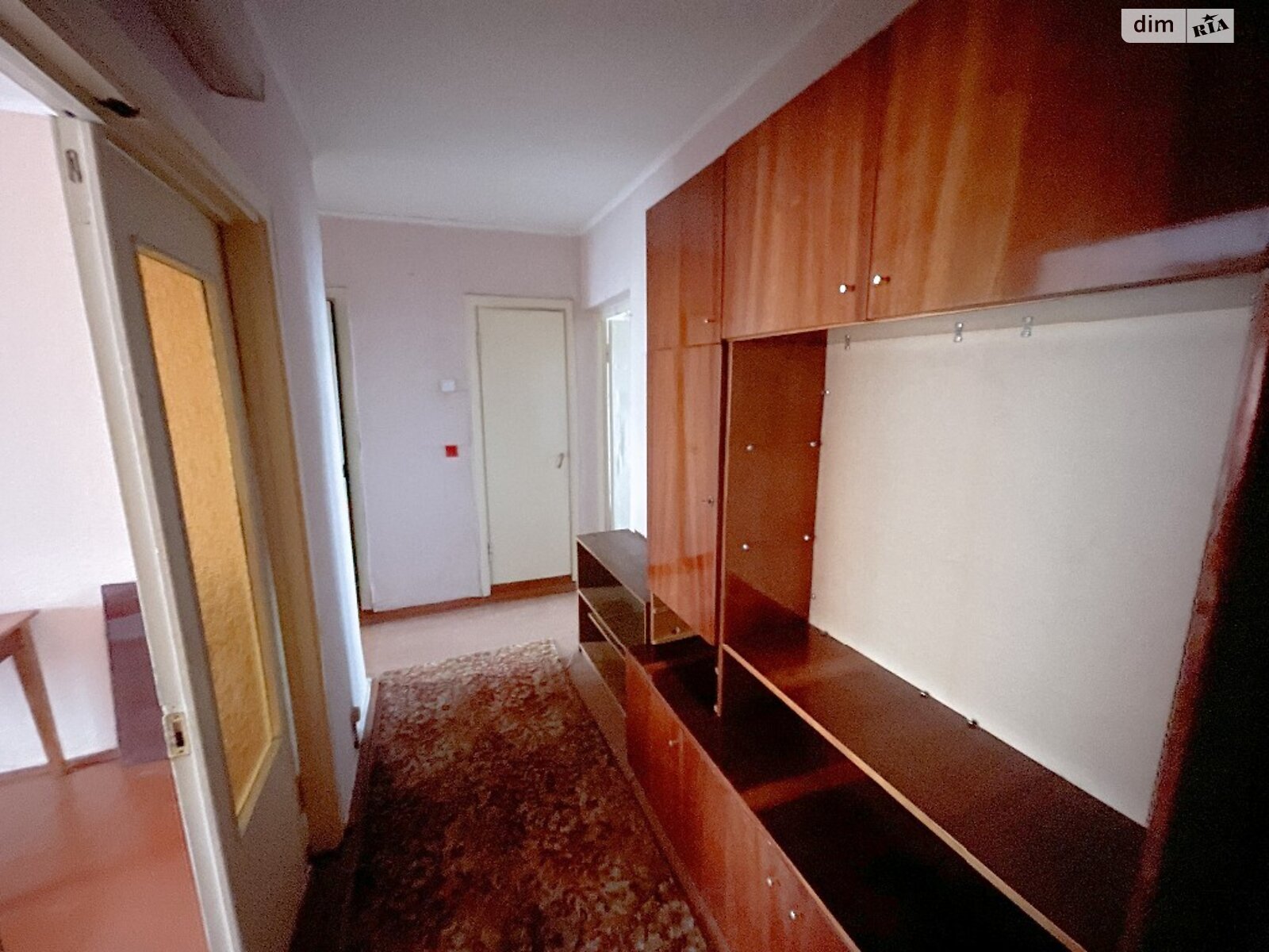 Продажа трехкомнатной квартиры в Ровно, на ул. Шухевича Романа 18, район Северный фото 1