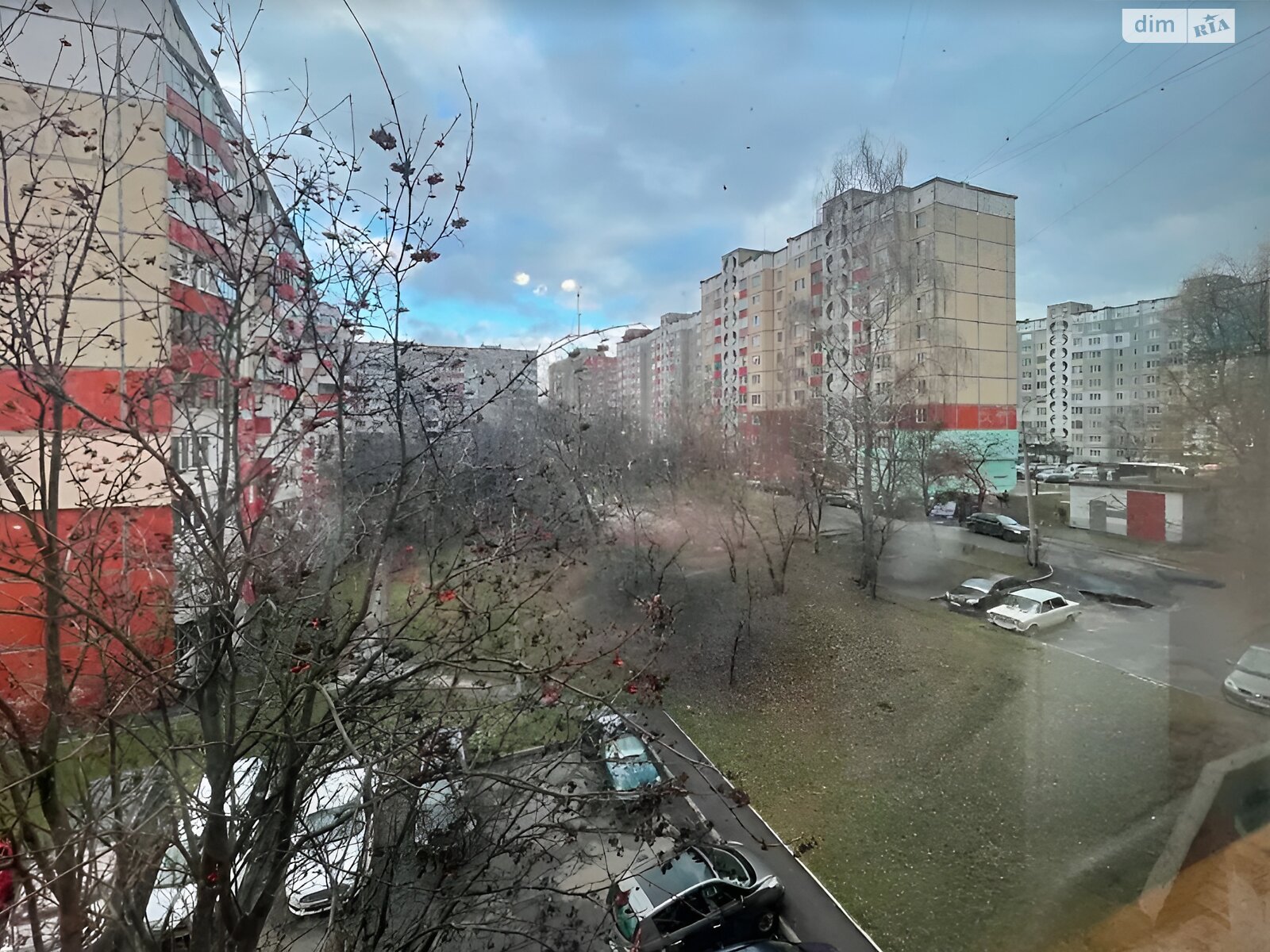 Продаж трикімнатної квартири в Рівному, на вул. Волинської Дивізії, район Північний фото 1 Продаж трикімнатної квартири в Рівному, на вул. Волинської Дивізії, район Північний фото 1