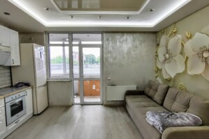 Продаж однокімнатної квартири в Рівному, на вул. Степана Бандери 1Е, фото 2