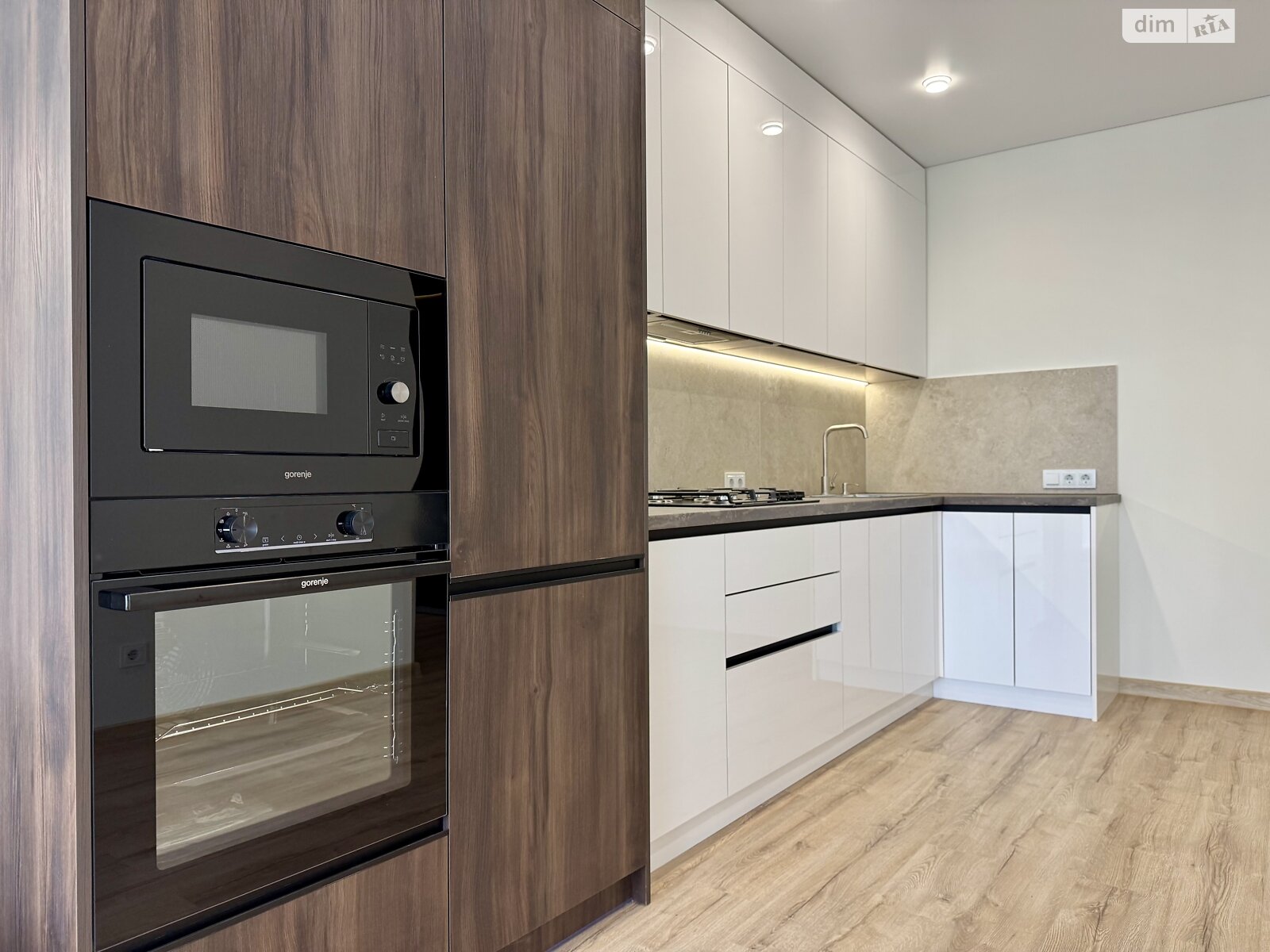 Продажа двухкомнатной квартиры в Ровно, на ул. Студенческая 24, фото 1