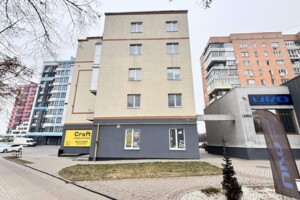 Продаж трикімнатної квартири в Рівному, на вул. 24 Серпня 26, район Центр фото 2