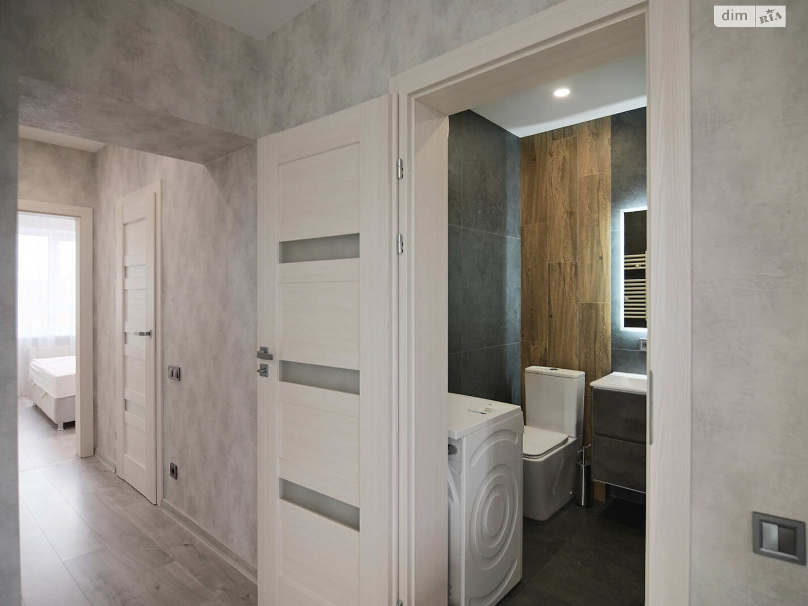 Продажа двухкомнатной квартиры в Ровно, на ул. 24 Августа 24, район Центр фото 1