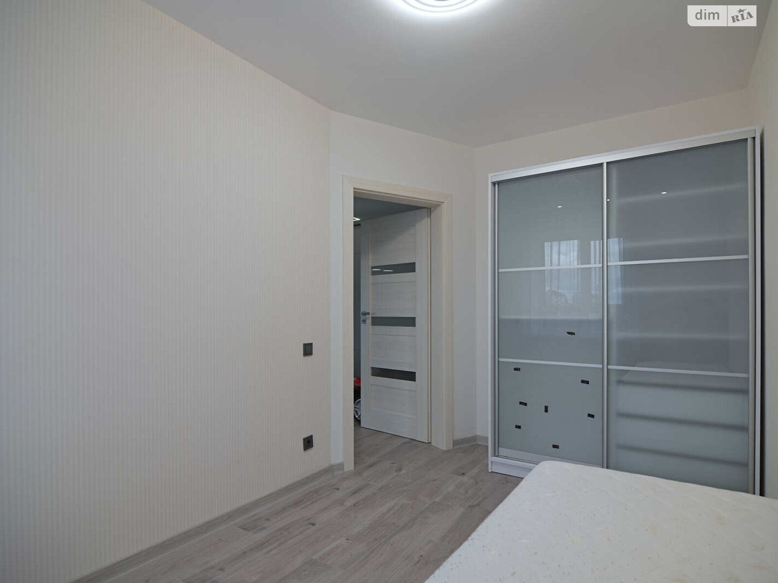 Продажа двухкомнатной квартиры в Ровно, на ул. 24 Августа 24, район Центр фото 1