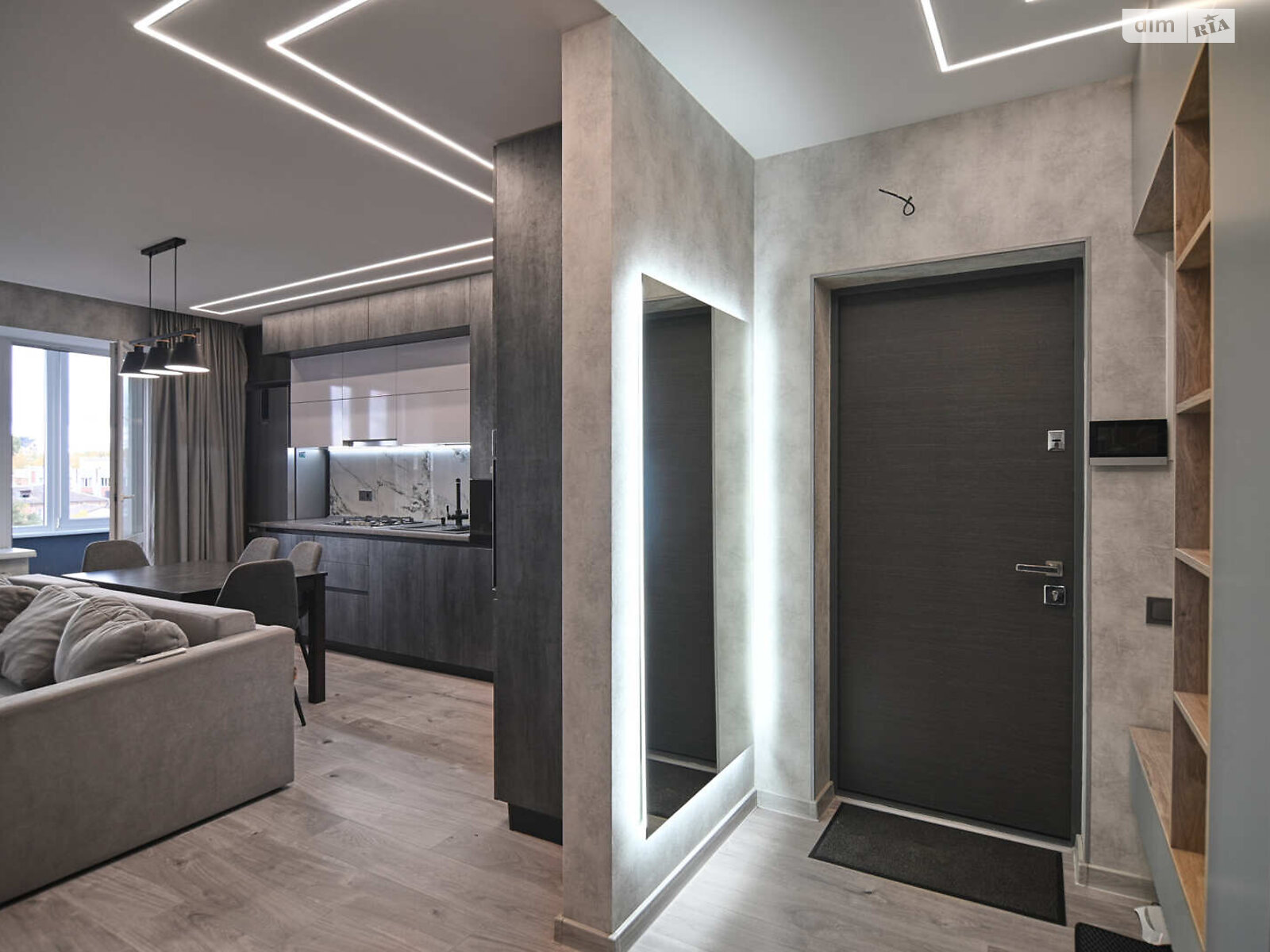 Продажа двухкомнатной квартиры в Ровно, на ул. 24 Августа 24, район Центр фото 1