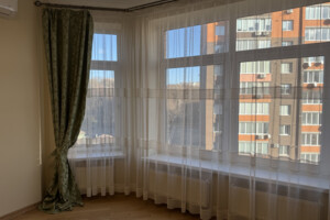 Продажа четырехкомнатной квартиры в Ровно, на ул. Черновола Вячеслава 44, район Центр фото 2