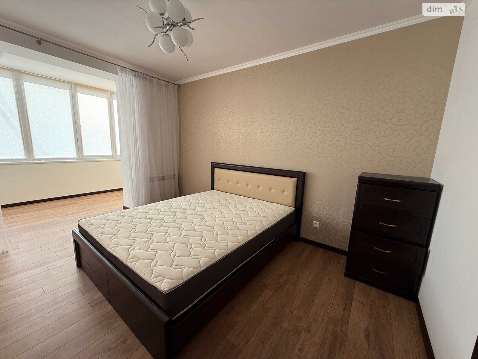 Продажа двухкомнатной квартиры в Ровно, на ул. Черновола Вячеслава 60, район Центр фото 1 Продажа двухкомнатной квартиры в Ровно, на ул. Черновола Вячеслава 60, район Центр фото 1