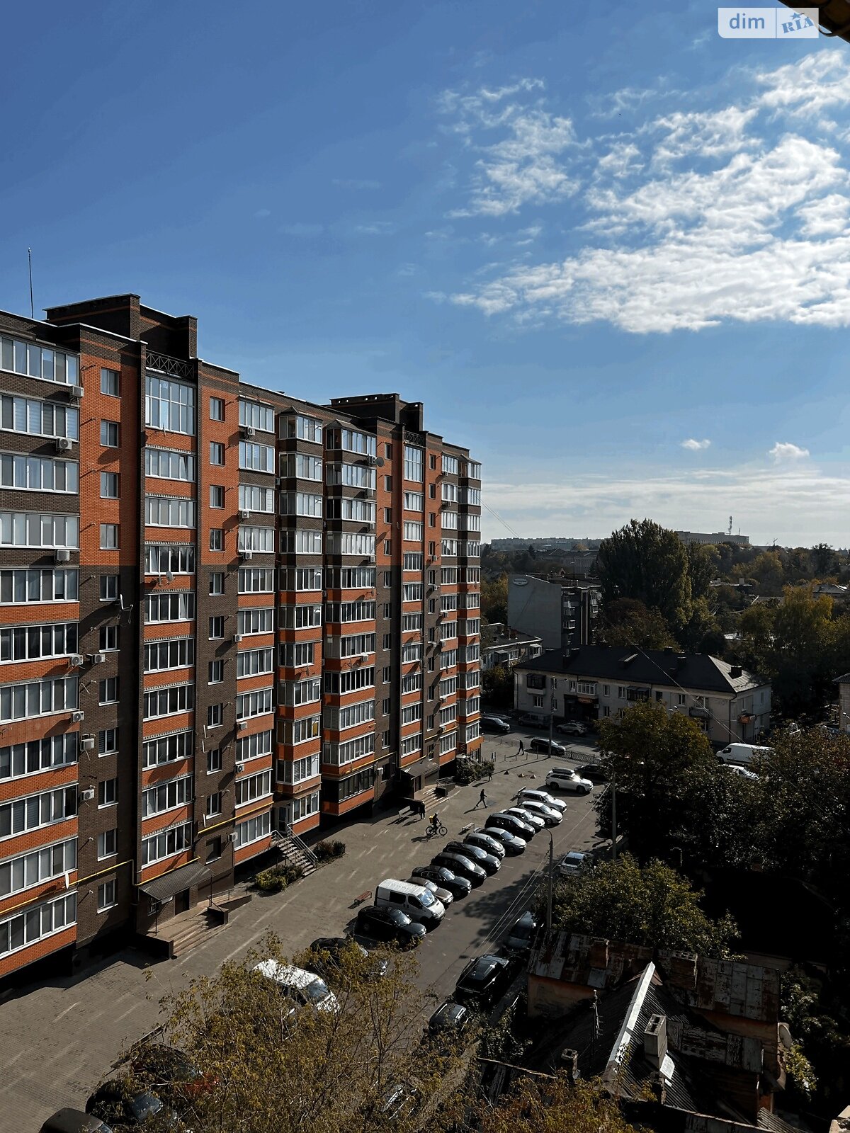 Продажа двухкомнатной квартиры в Ровно, на ул. Черновола Вячеслава 44, район Центр фото 1