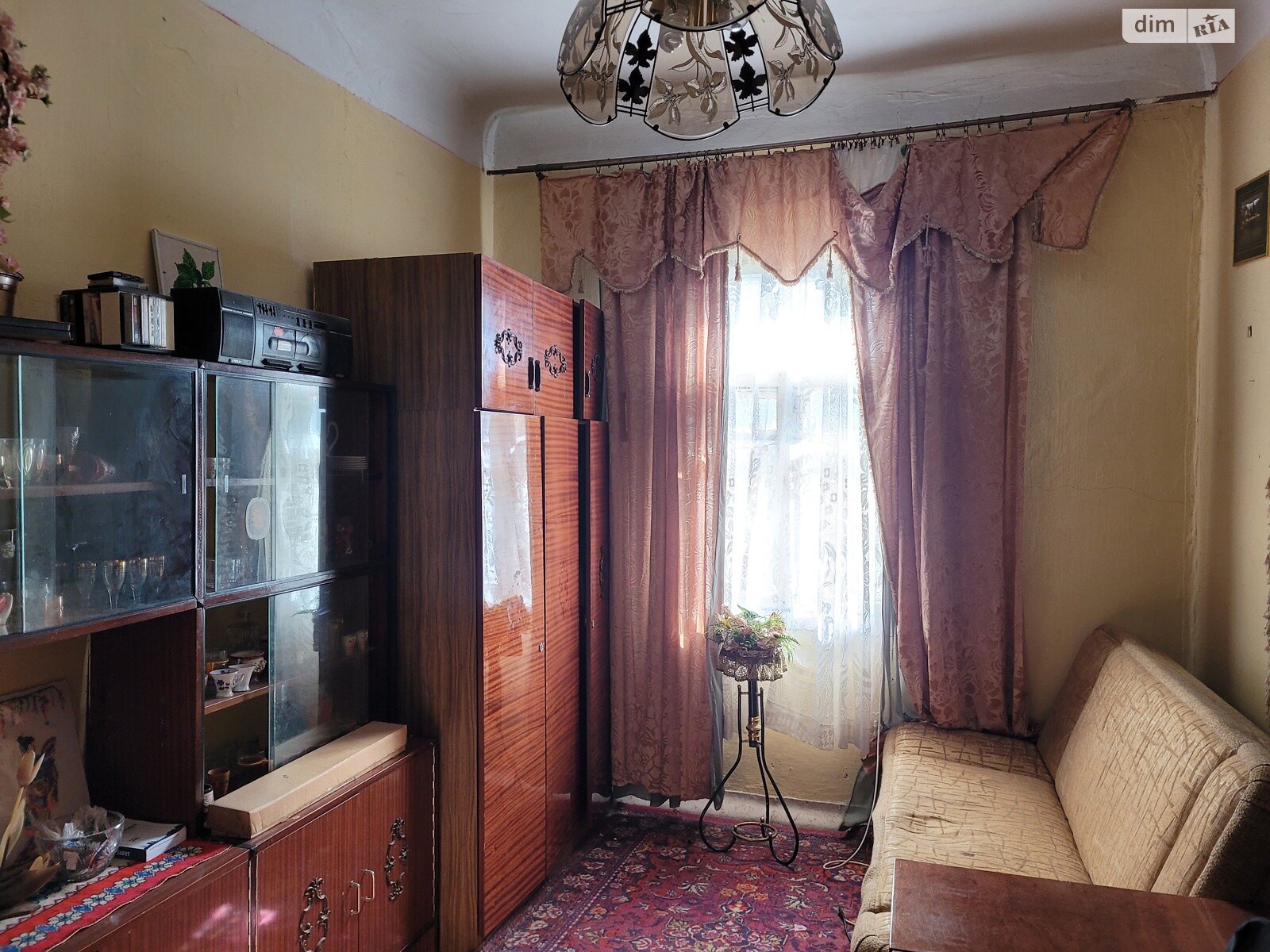 Продажа двухкомнатной квартиры в Ровно, на ул. Черновола Вячеслава 18А, кв. 2, район Центр фото 1 Продажа двухкомнатной квартиры в Ровно, на ул. Черновола Вячеслава 18А, кв. 2, район Центр фото 1