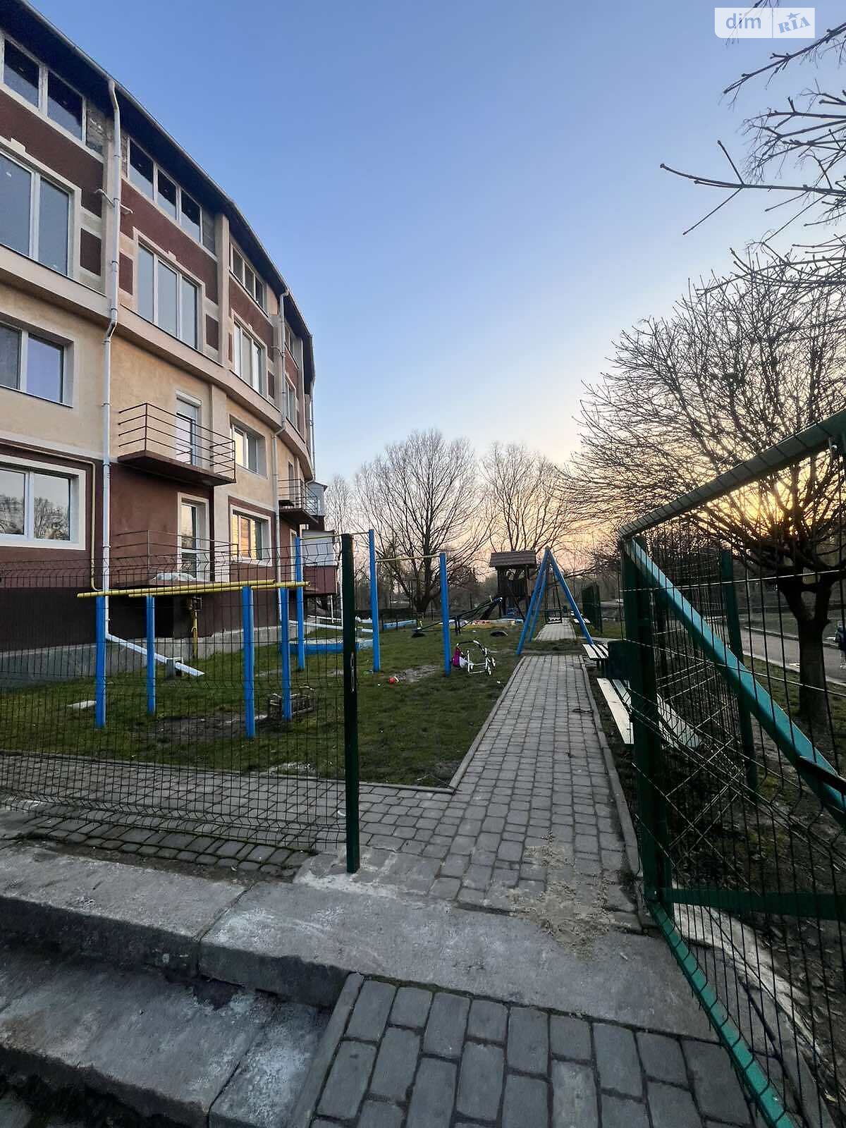 Продаж двокімнатної квартири в Рівному, на вул. Драгоманова 27, район Центр фото 1 Продаж двокімнатної квартири в Рівному, на вул. Драгоманова 27, район Центр фото 1