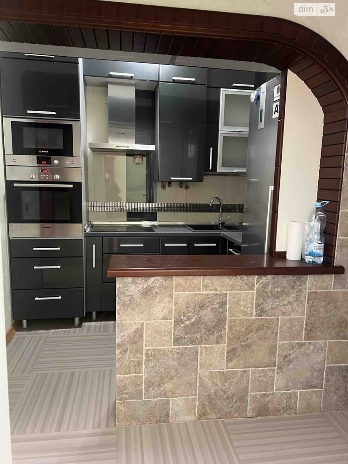 Продажа двухкомнатной квартиры в Ровно, на ул. Драгоманова 23, район Центр фото 1 Продажа двухкомнатной квартиры в Ровно, на ул. Драгоманова 23, район Центр фото 1