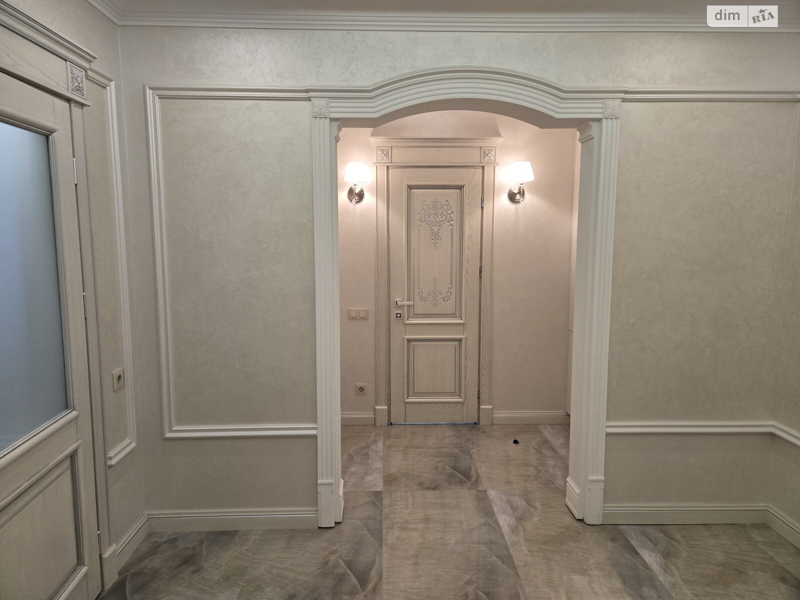 Продаж трикімнатної квартири в Рівному, на вул. Драгоманова, район Центр фото 1