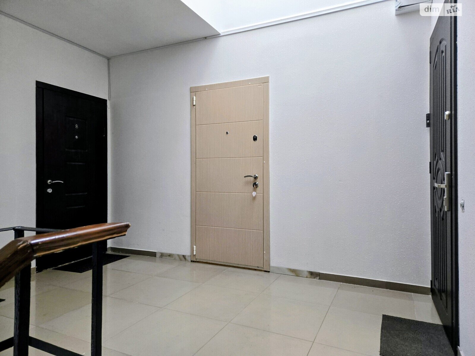 Продаж трикімнатної квартири в Рівному, на вул. Драгоманова, район Центр фото 1