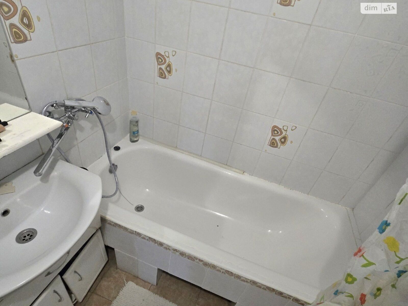 Продаж трикімнатної квартири в Рівному, на вул. Кавказька, район Центр фото 1 Продаж трикімнатної квартири в Рівному, на вул. Кавказька, район Центр фото 1