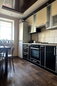 Продаж трикімнатної квартири в Рівному, на вул. Казимира Любомирського 9, район Центр фото 2