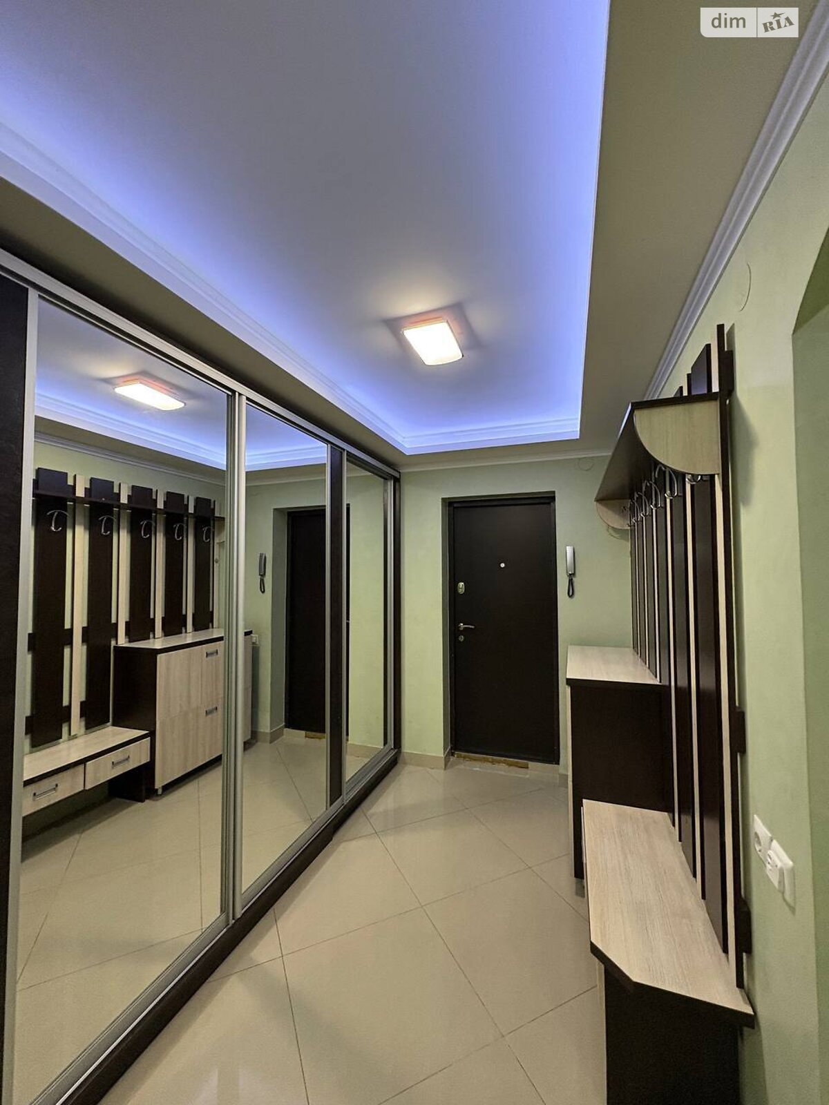 Продажа двухкомнатной квартиры в Ровно, на ул. Княгини Ольги 8, район Центр фото 1 Продажа двухкомнатной квартиры в Ровно, на ул. Княгини Ольги 8, район Центр фото 1