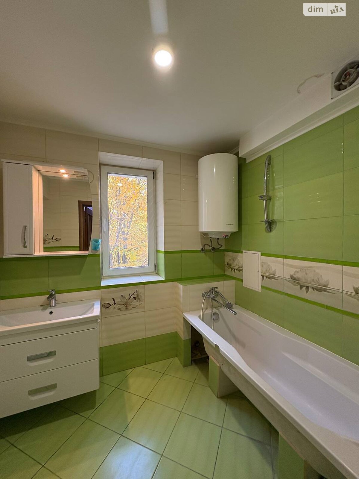 Продажа двухкомнатной квартиры в Ровно, на ул. Княгини Ольги 8, район Центр фото 1 Продажа двухкомнатной квартиры в Ровно, на ул. Княгини Ольги 8, район Центр фото 1