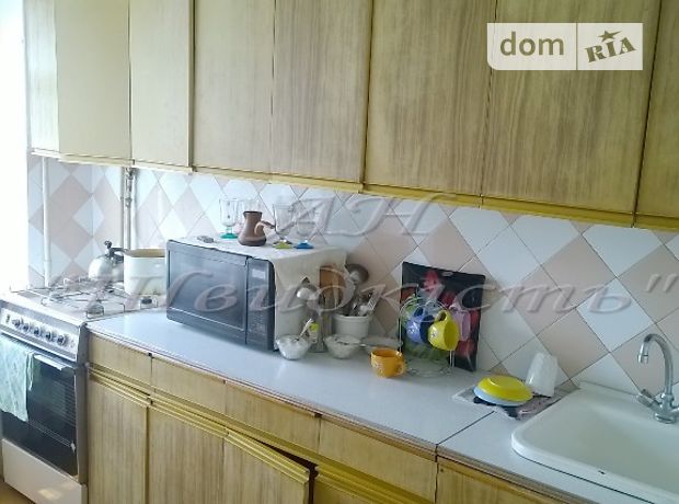 Продажа трехкомнатной квартиры в Ровно, на ул. Крушельницкой Соломии район Центр фото 1 Продажа трехкомнатной квартиры в Ровно, на ул. Крушельницкой Соломии район Центр фото 1