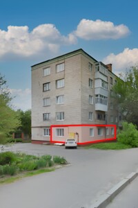 Продаж чотирикімнатної квартири в Рівному, на вул. Крушельницької Соломії, район Центр фото 2