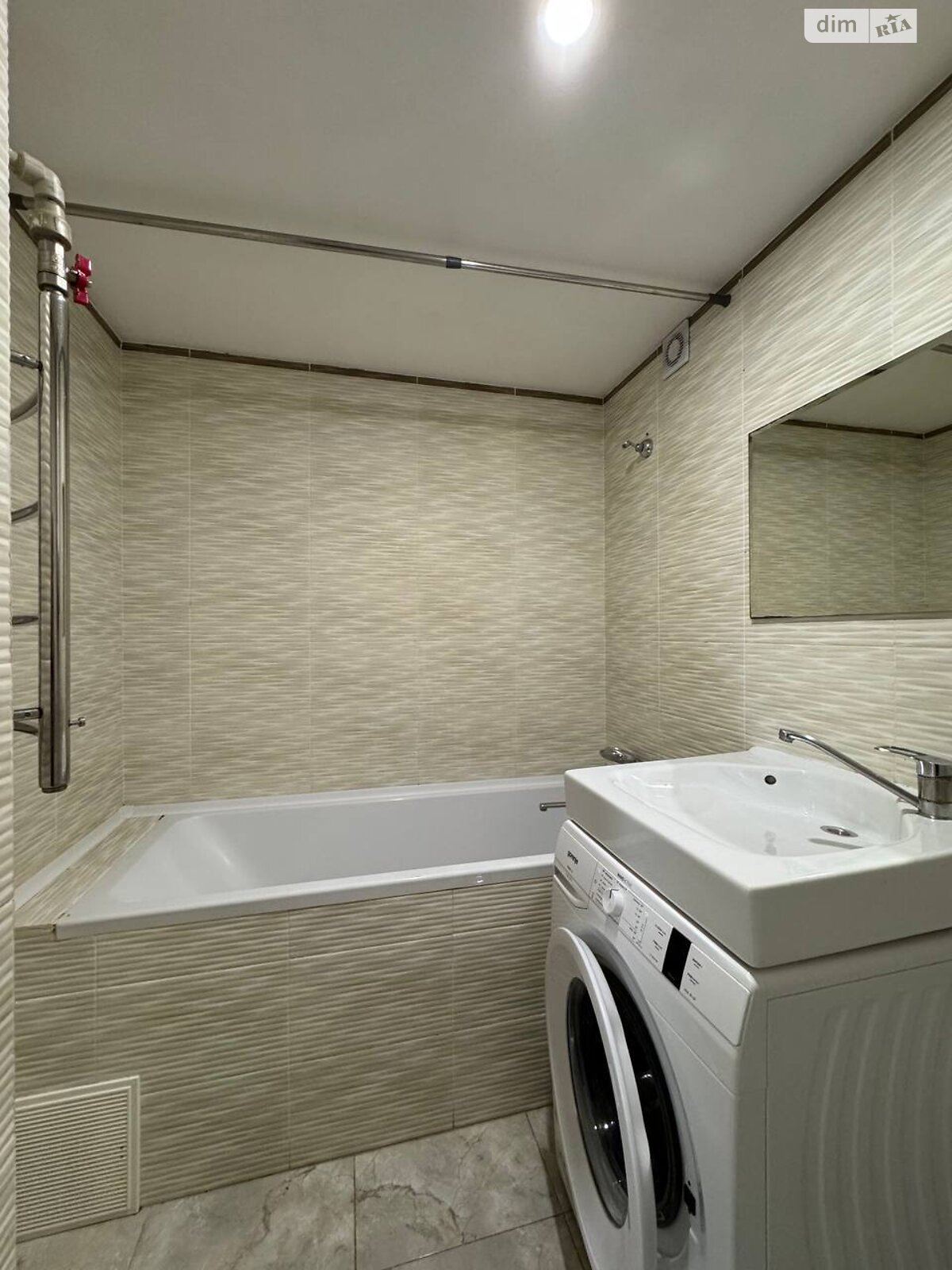 Продажа двухкомнатной квартиры в Ровно, на ул. Крушельницкой Соломии, район Центр фото 1