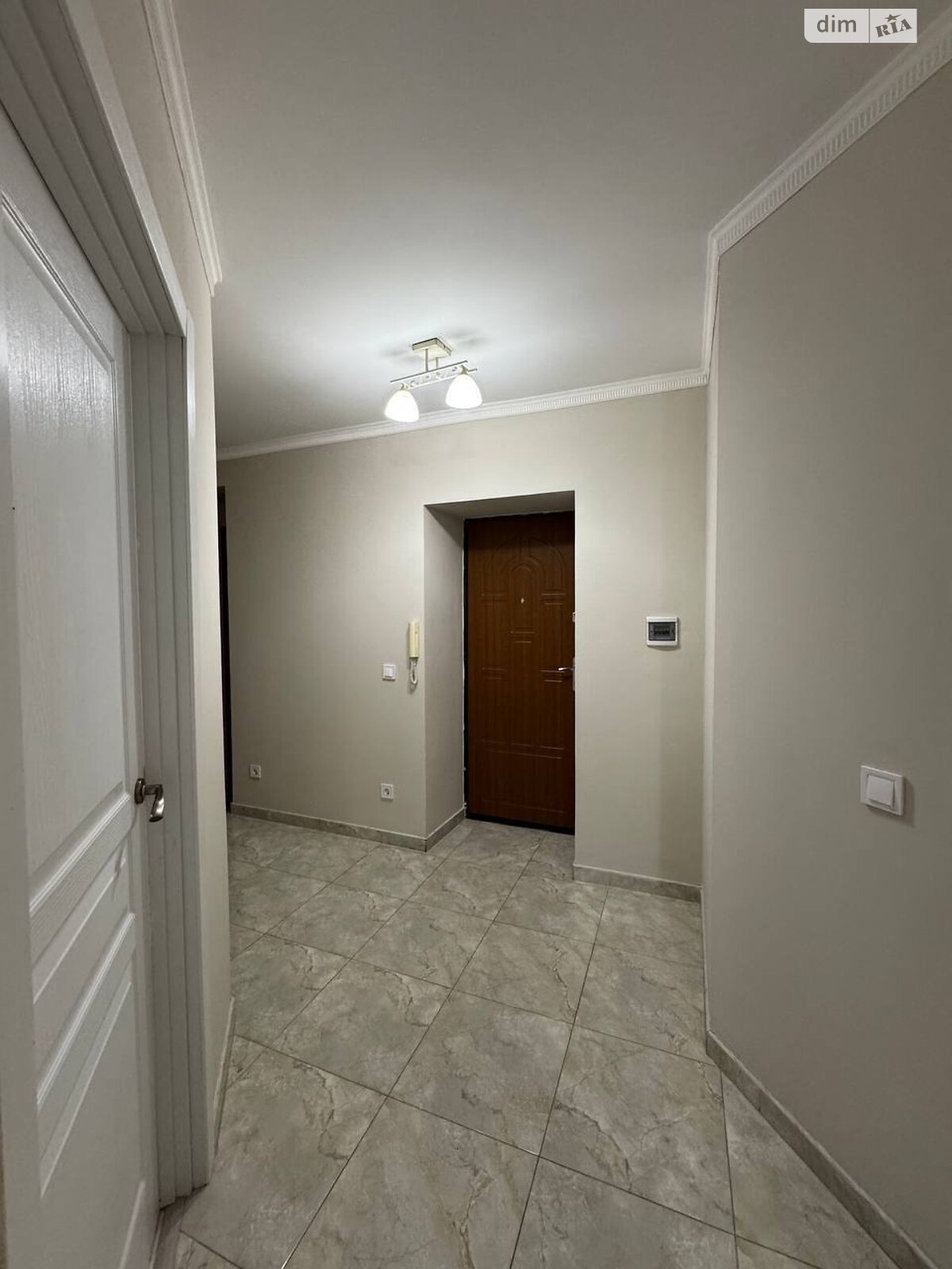 Продажа двухкомнатной квартиры в Ровно, на ул. Крушельницкой Соломии, район Центр фото 1