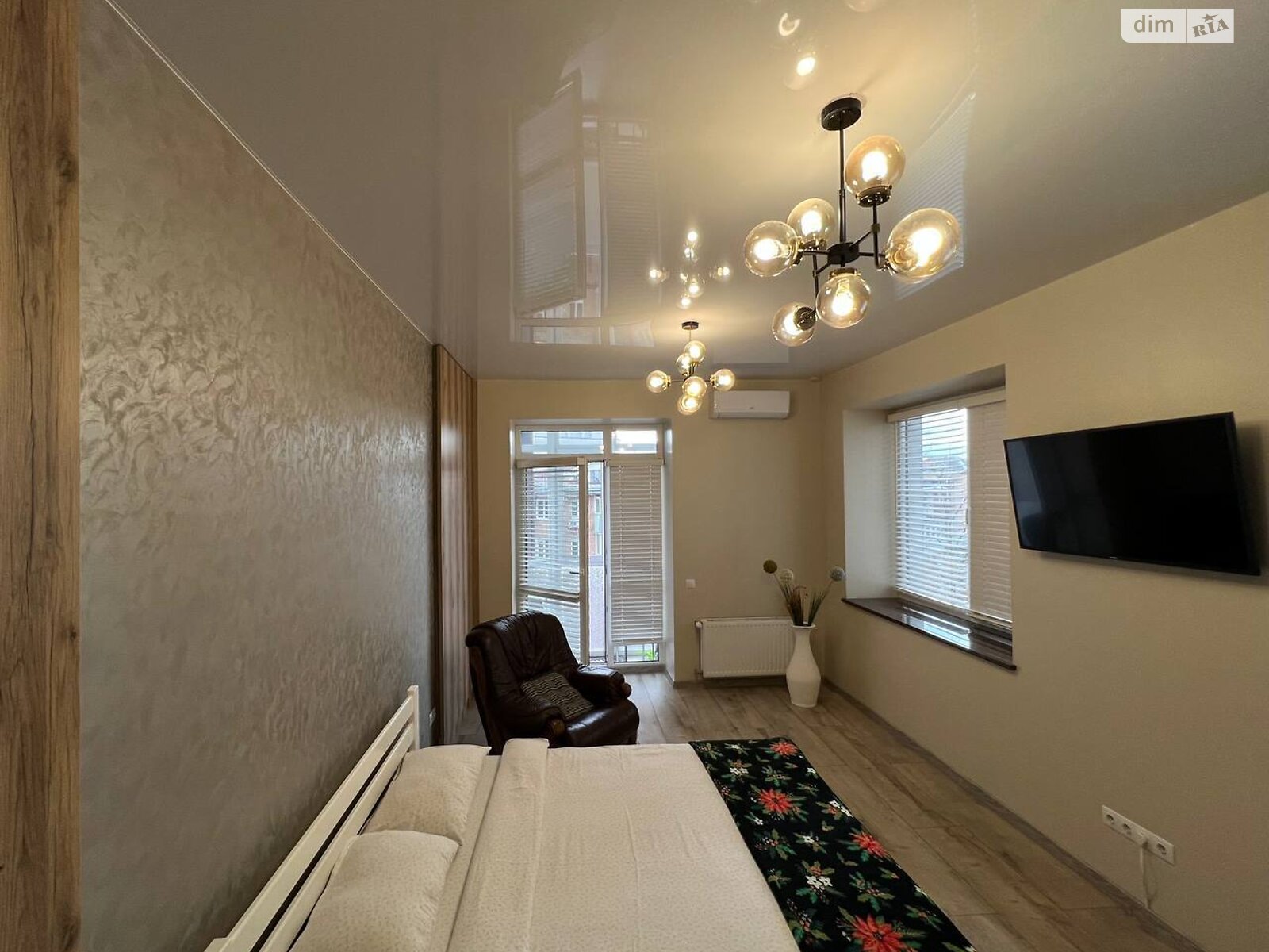 Продажа однокомнатной квартиры в Ровно, на ул. Мазепы Гетьмана, район Центр фото 1