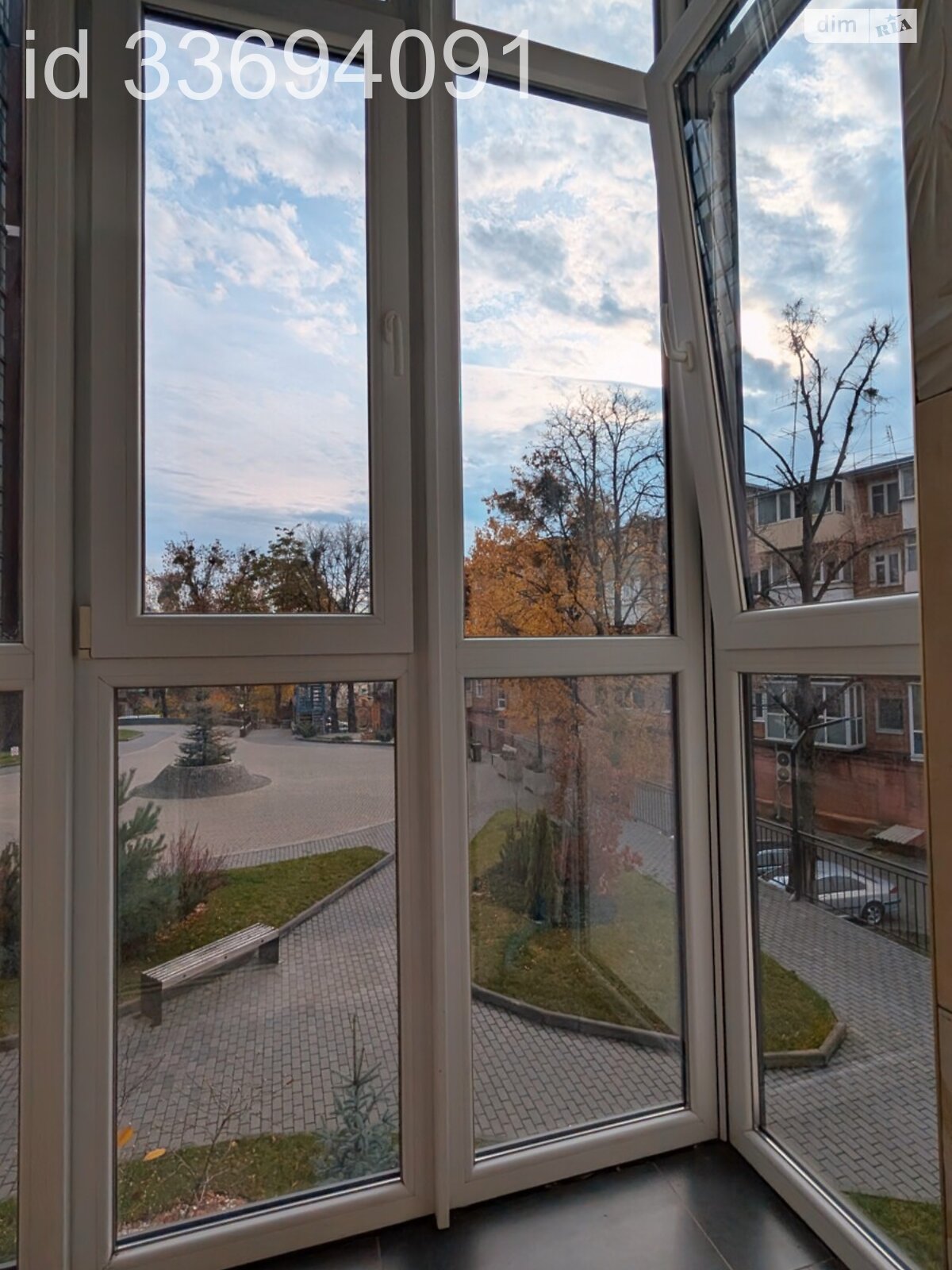 Продажа двухкомнатной квартиры в Ровно, на ул. Мазепы Гетьмана 3, район Центр фото 1