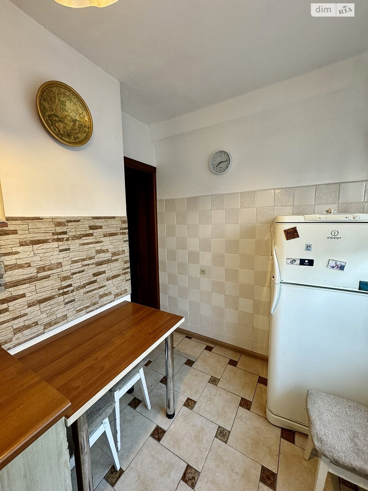 Продажа двухкомнатной квартиры в Ровно, на просп. Мира 16, район Центр фото 1 Продажа двухкомнатной квартиры в Ровно, на просп. Мира 16, район Центр фото 1