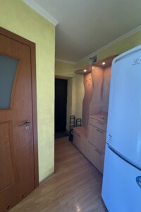 Продаж двокімнатної квартири в Рівному, на просп. Миру 18, район Центр фото 2