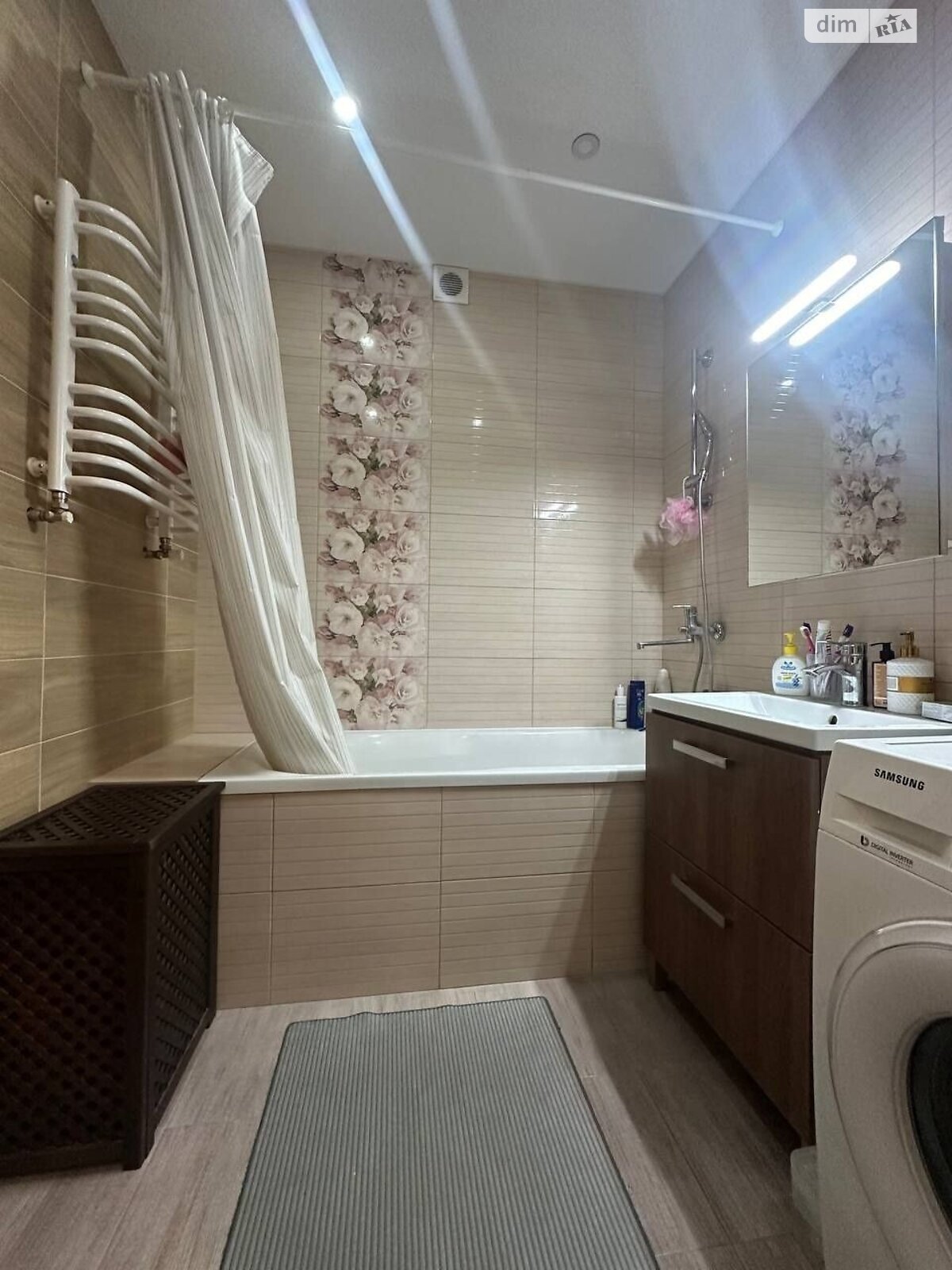 Продажа трехкомнатной квартиры в Ровно, на ул. Мицкевича, район Центр фото 1 Продажа трехкомнатной квартиры в Ровно, на ул. Мицкевича, район Центр фото 1