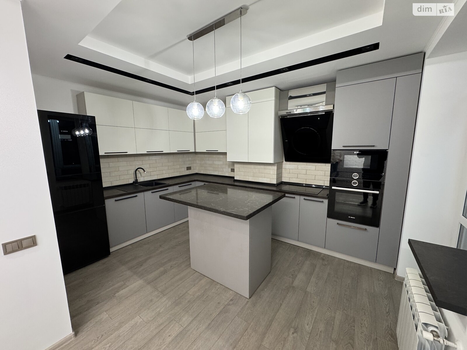 Продажа трехкомнатной квартиры в Ровно, на ул. Мицкевича 130, район Центр фото 1 Продажа трехкомнатной квартиры в Ровно, на ул. Мицкевича 130, район Центр фото 1