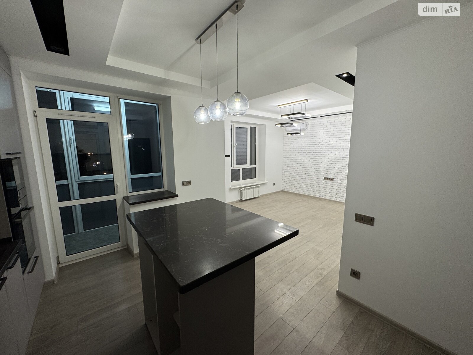 Продажа трехкомнатной квартиры в Ровно, на ул. Мицкевича 130, район Центр фото 1 Продажа трехкомнатной квартиры в Ровно, на ул. Мицкевича 130, район Центр фото 1
