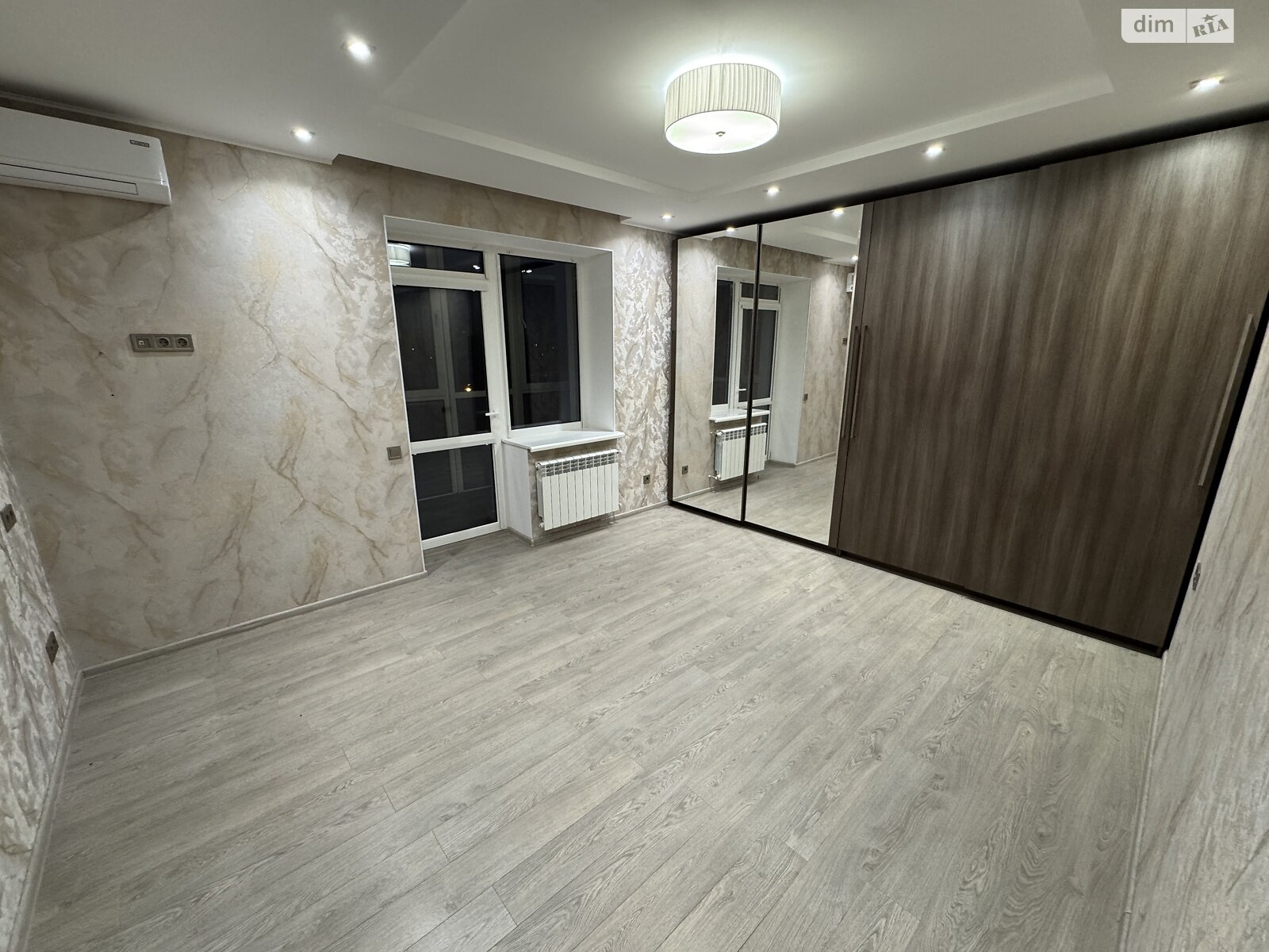 Продажа трехкомнатной квартиры в Ровно, на ул. Мицкевича 130, район Центр фото 1 Продажа трехкомнатной квартиры в Ровно, на ул. Мицкевича 130, район Центр фото 1