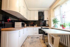 Продажа трехкомнатной квартиры в Ровно, на ул. Мицкевича, район Центр фото 2
