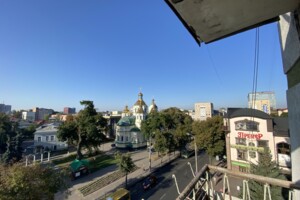 Продажа трехкомнатной квартиры в Ровно, на майд. Независимости 1, район Центр фото 2
