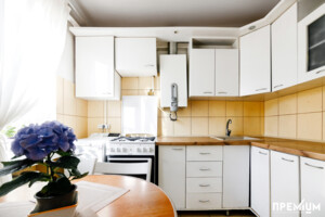 Продажа трехкомнатной квартиры в Ровно, на ул. Парковая, район Центр фото 2
