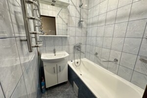 Продаж двокімнатної квартири в Рівному, на вул. Петлюри Симона, район Центр фото 2