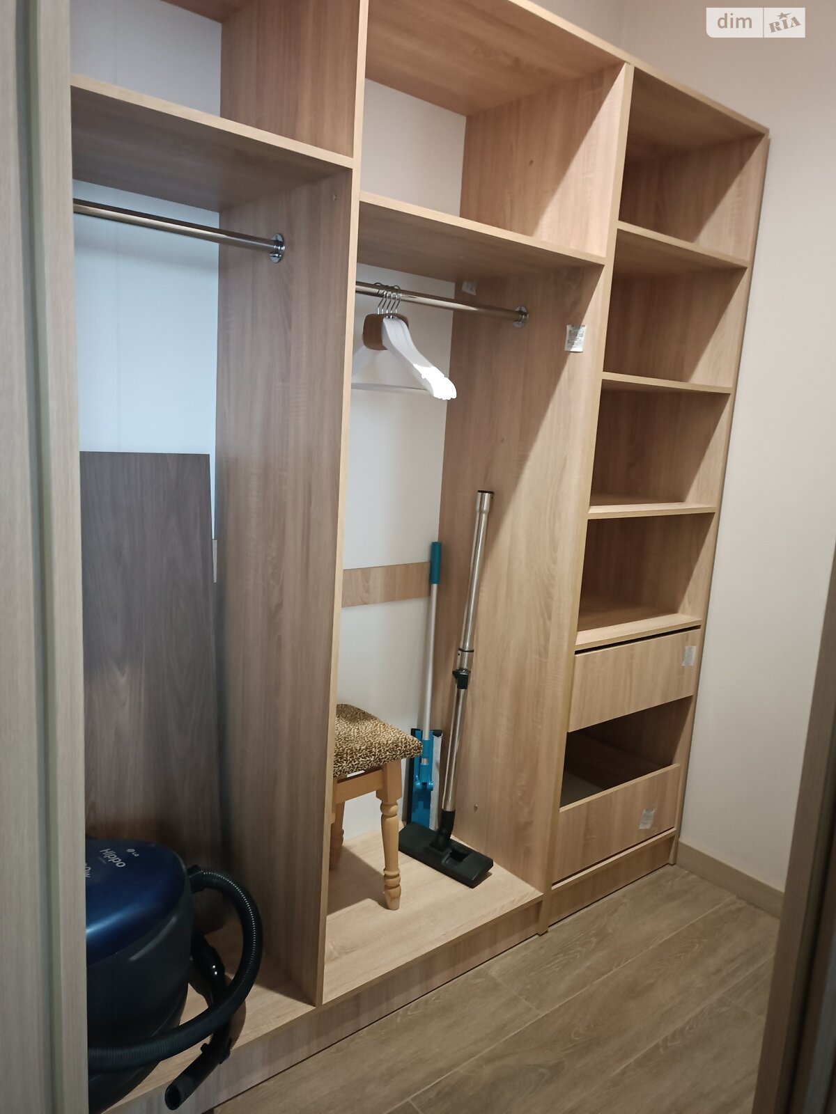 Продажа трехкомнатной квартиры в Ровно, на ул. Саймона Смита 10, район Центр фото 1 Продажа трехкомнатной квартиры в Ровно, на ул. Саймона Смита 10, район Центр фото 1