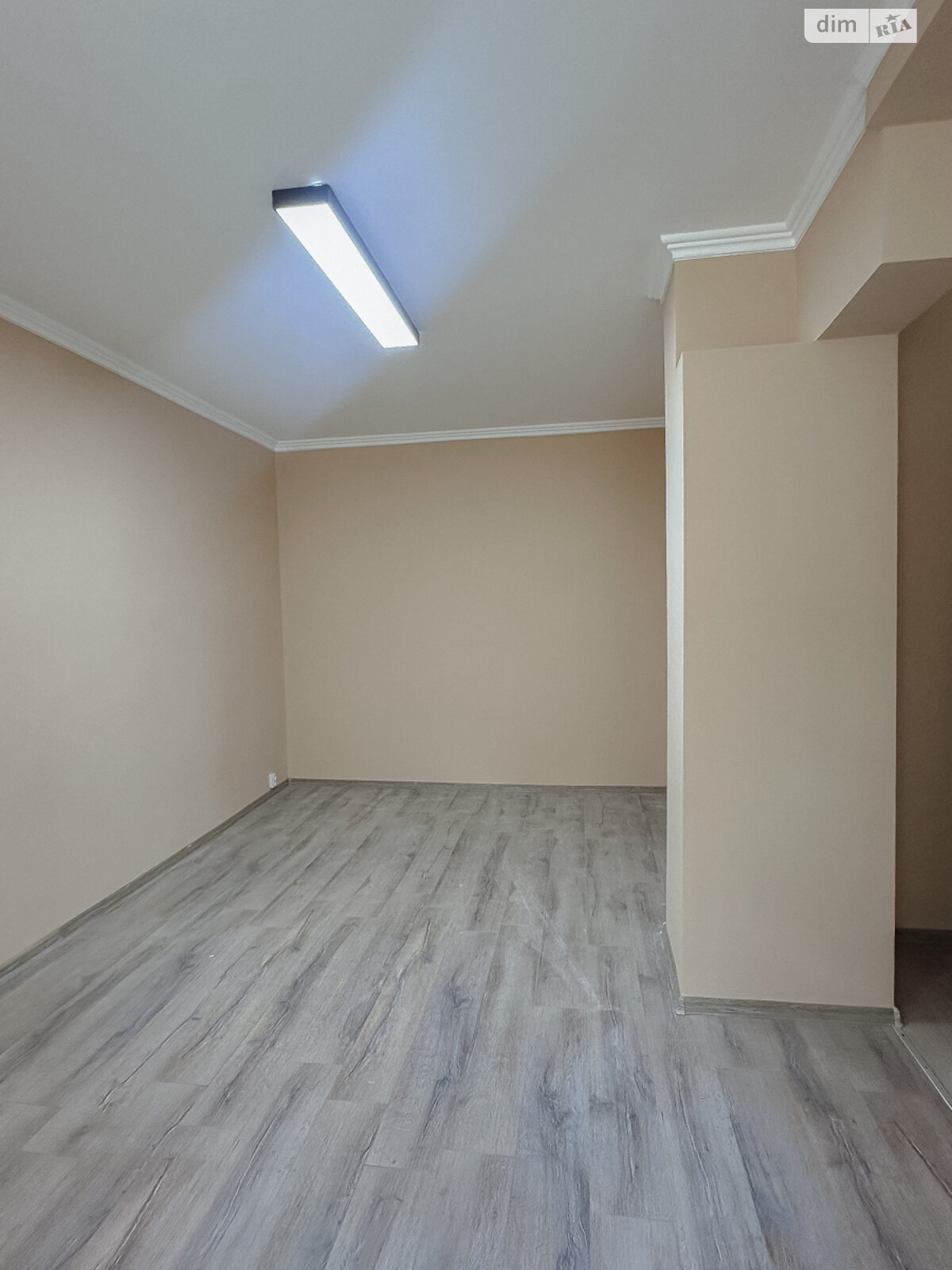 Продаж однокімнатної квартири в Рівному, на вул. Шкільна 31, район Центр фото 1 Продаж однокімнатної квартири в Рівному, на вул. Шкільна 31, район Центр фото 1