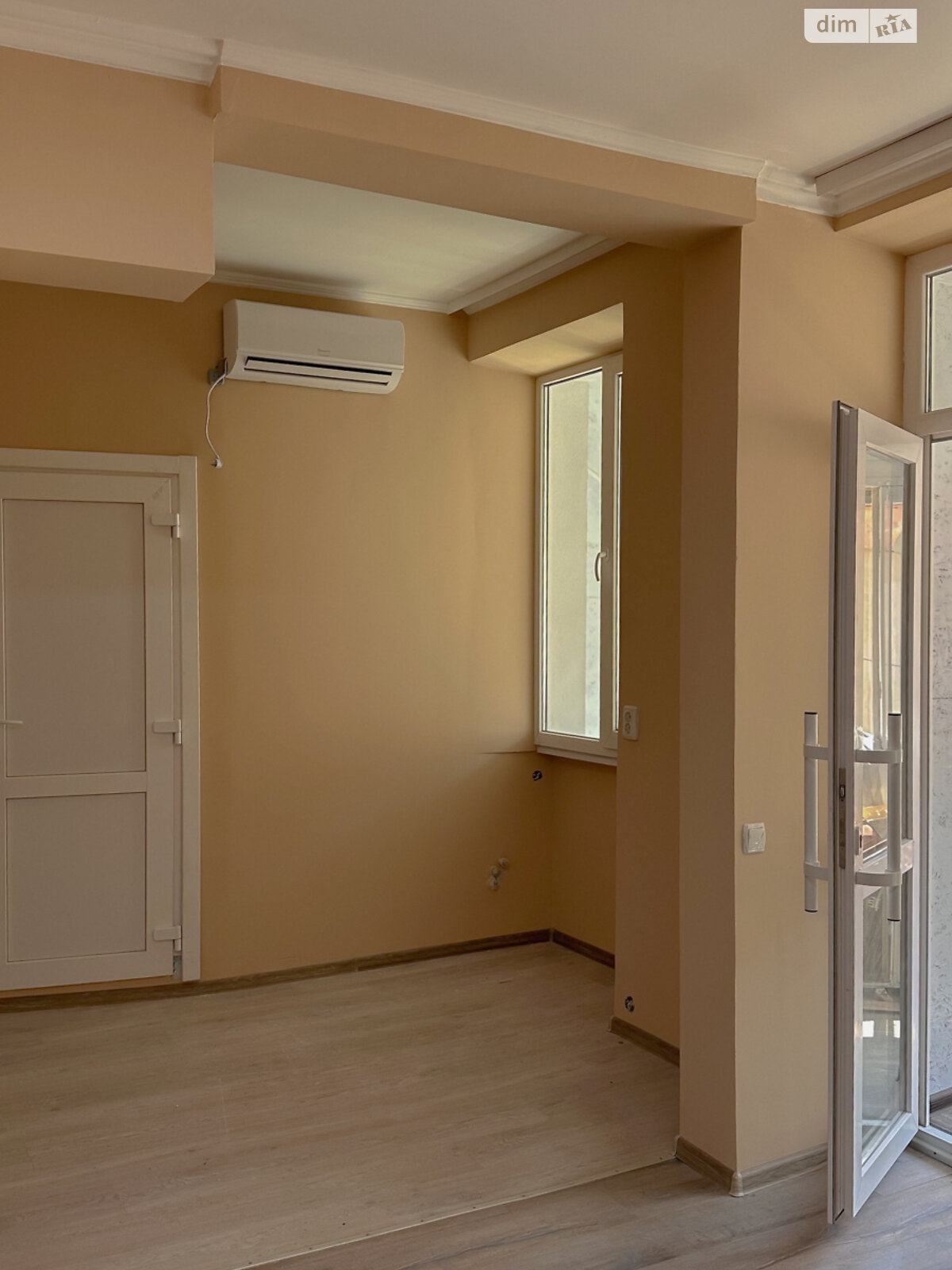 Продаж однокімнатної квартири в Рівному, на вул. Шкільна 31, район Центр фото 1 Продаж однокімнатної квартири в Рівному, на вул. Шкільна 31, район Центр фото 1