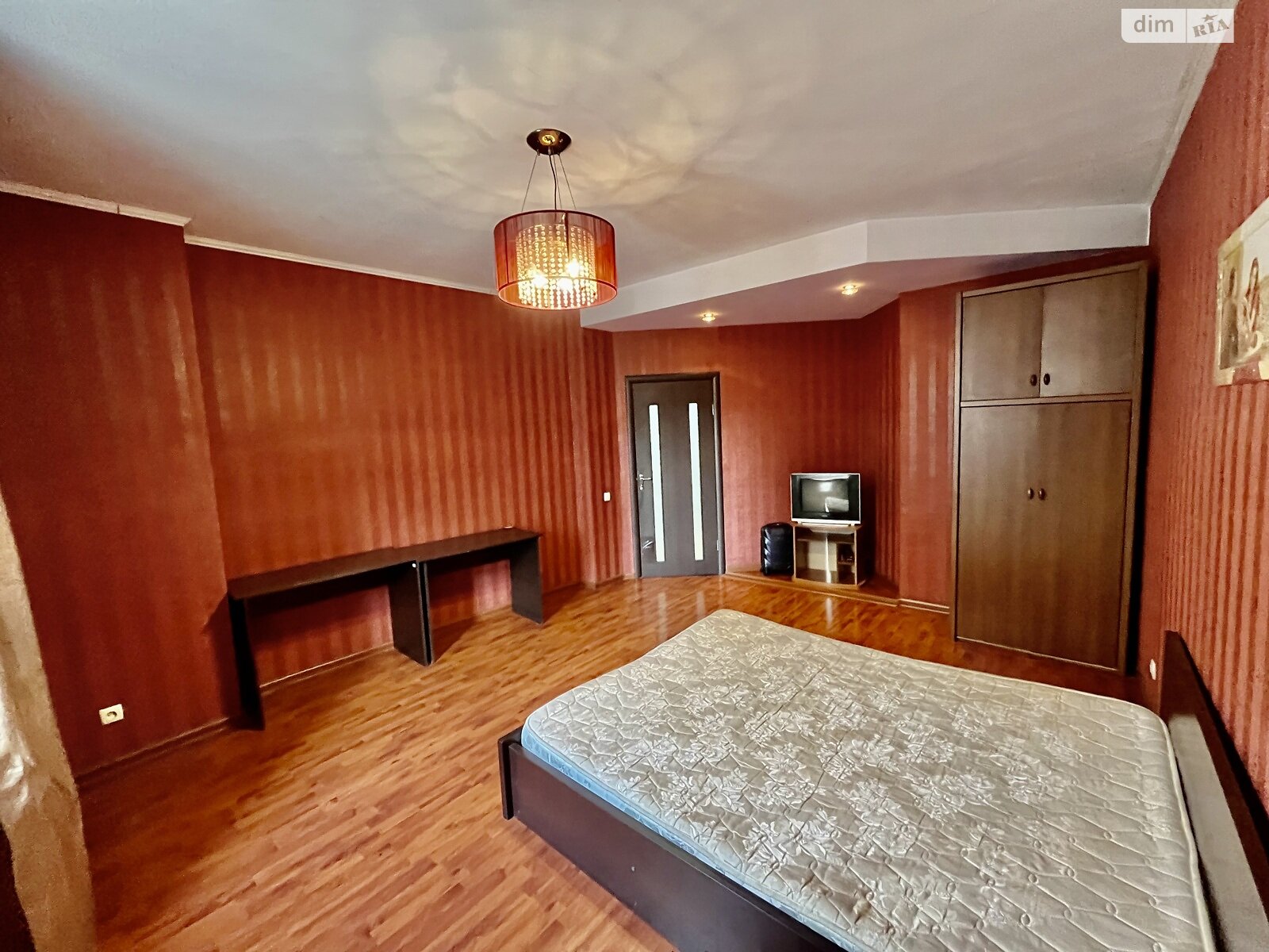 Продаж двокімнатної квартири в Рівному, на вул. Соборна 262, район Центр фото 1 Продаж двокімнатної квартири в Рівному, на вул. Соборна 262, район Центр фото 1
