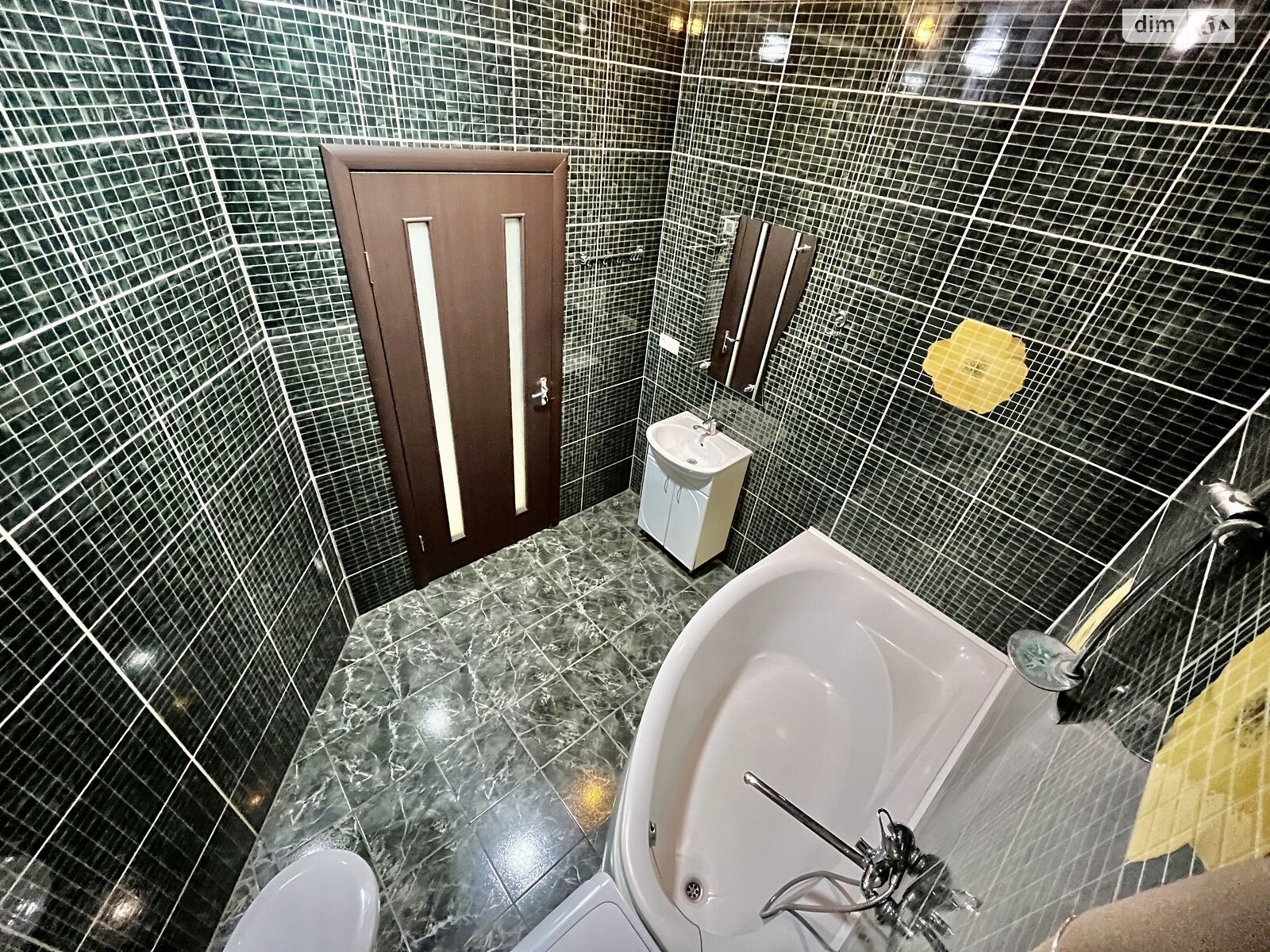 Продаж двокімнатної квартири в Рівному, на вул. Соборна 262, район Центр фото 1 Продаж двокімнатної квартири в Рівному, на вул. Соборна 262, район Центр фото 1
