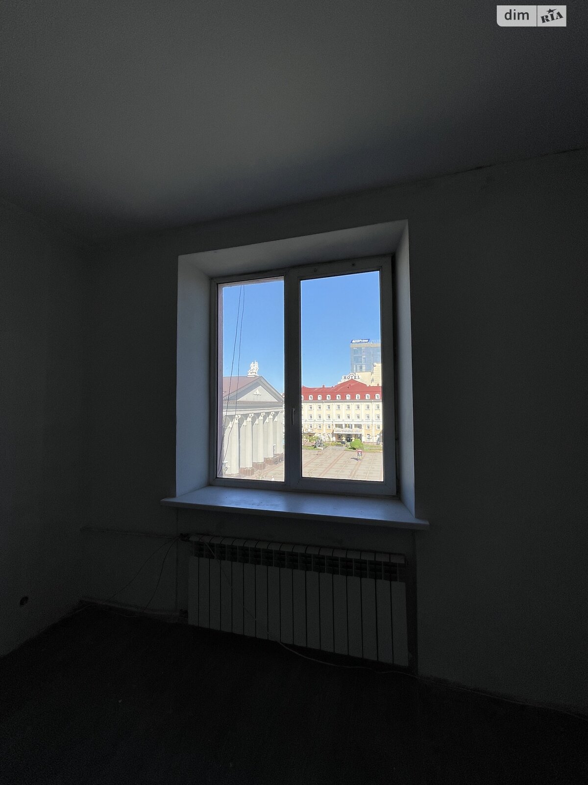 Продажа трехкомнатной квартиры в Ровно, на ул. Соборная 156, район Центр фото 1