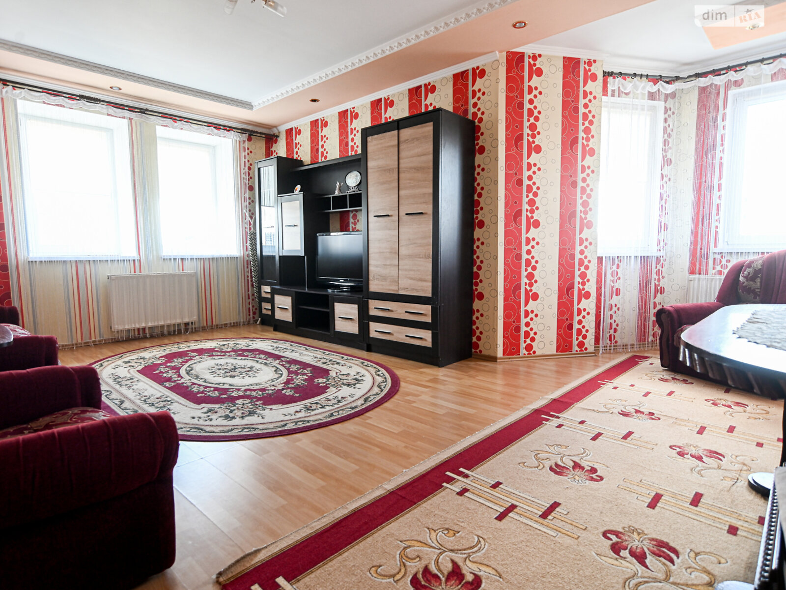 Продаж двокімнатної квартири в Рівному, на вул. Соборна 63, район Центр фото 1 Продаж двокімнатної квартири в Рівному, на вул. Соборна 63, район Центр фото 1